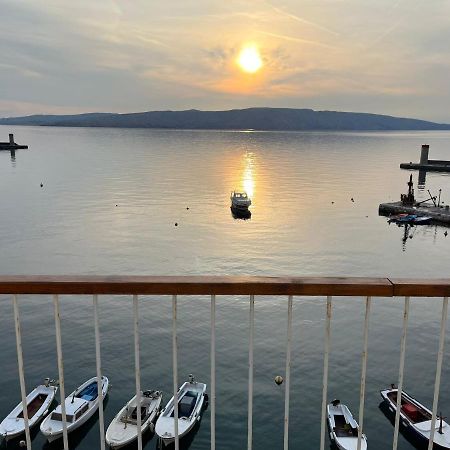 Apartment Sun&Sea, Senj, Prvi Red Do Mora Senj  Zewnętrze zdjęcie