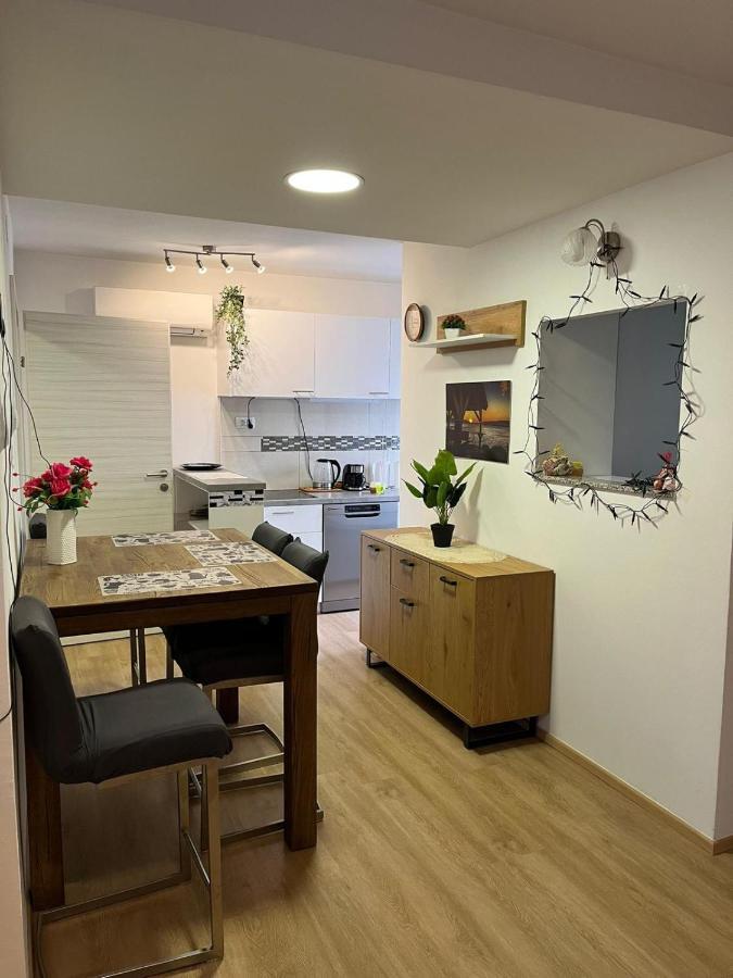 Apartment Sun&Sea, Senj, Prvi Red Do Mora Senj  Zewnętrze zdjęcie
