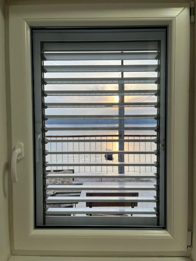 Apartment Sun&Sea, Senj, Prvi Red Do Mora Senj  Zewnętrze zdjęcie