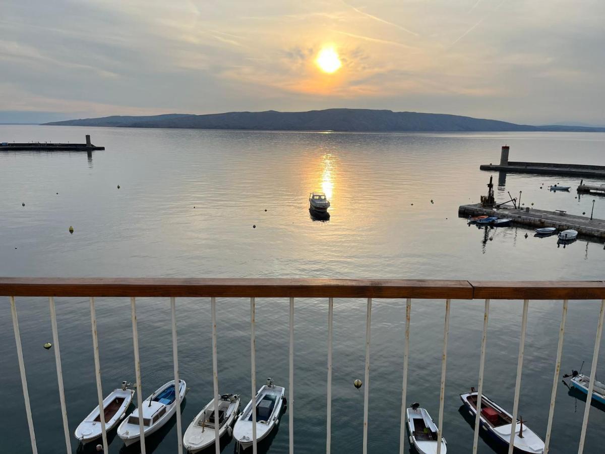 Apartment Sun&Sea, Senj, Prvi Red Do Mora Senj  Zewnętrze zdjęcie