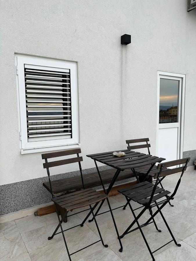 Apartment Sun&Sea, Senj, Prvi Red Do Mora Senj  Zewnętrze zdjęcie